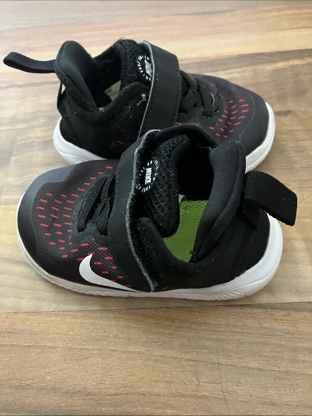 Nike 4C Baby Sneakers black white red